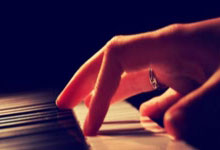 最新股票app:恒指配资平台哪些是真平台-证监会等六部委支持消费企业上市 荣耀正式启动IPO